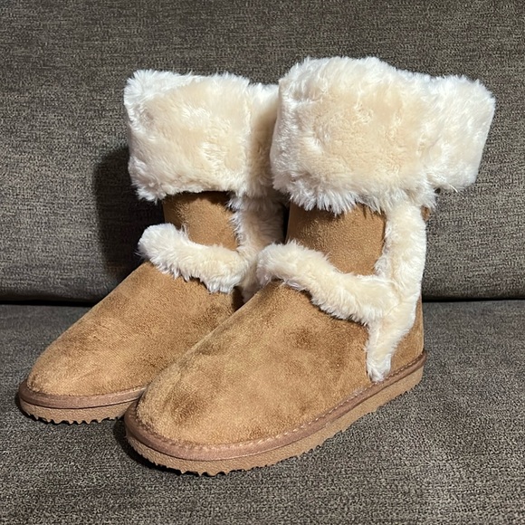 New I.N.C. International Concepts Little Girls Witty Faux Fur Boots Size 3 - Picture 3 of 14